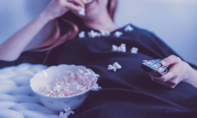 Σαββατοκύριακο στο σπίτι και το ψυχαγωγικό μενού έχει σασπένς και μυστήριο