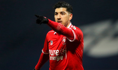 Eredivisie: Στην τετράδα με σκόρερ τον Λημνιό η Τβέντε (photos)