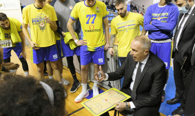 Περιστέρι: Επιστρέφει στο παρκέ την Τρίτη (21/12) και «βλέπει» ΑΕΚ