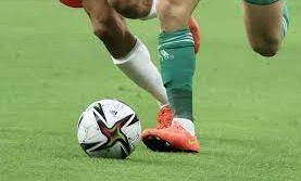 Σοκαριστικές στιγμές - Πέθανε από καρδιακή προσβολή την ώρα του αγώνα (video+photos)