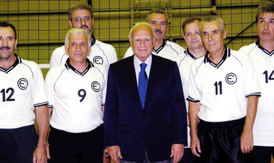 ΠΑΣΑΠ: «Έφυγε ένας σπουδαίος πολιτικός, με τεράστια αγάπη για τον αθλητισμό και το βόλεϊ»