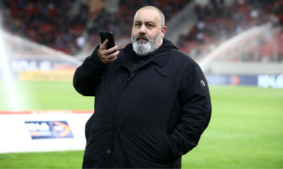 Καραπαπάς: «Πώς να διαλέξουμε 1.000 άτομα από 15.000 διαρκείας;»