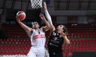 Αρμάνι Μιλάνο: Κοντά στον Τρέι Κελ