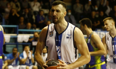 Κουζέλογλου: «Ανυπομονώ να παίξω στην ΑΕΚ»