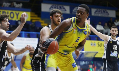 Περιστέρι: Επίσημο «διαζύγιο» με Μορέιρα