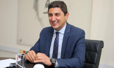 Ο Λευτέρης Αυγενάκης υποδέχεται το 2022 και τον Διεθνή Ποδηλατικό Γύρο Ελλάδας (video)