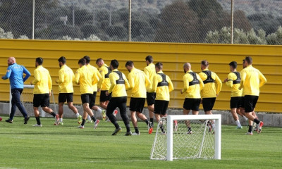 ΑΕΚ: Λαβωμένη στη Λαμία – Η «κιτρινόμαυρη» αποστολή