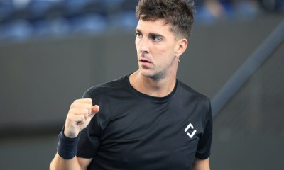 Adelaide International: Πανηγυρική πρόκριση στα προημιτελικά για τον Θανάση Κοκκινάκη (videos)