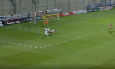 Απόλλων Σμύρνης-Ολυμπιακός: Η φάση με το μαρκάρισμα του Μπα στον Γιαννιώτα (video)