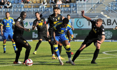 Λαμία: Στον ΑΠΟΕΛ στέλνουν οι Κύπριοι άσο της ομάδας (photos)