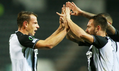 ΠΑΟΚ: Η ιστορία ζωής του Σβαμπ - Οι απώλειες, το σκι, η κουμπαριά (photos)