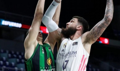 Μπανταλόνα: Φόρεσαν μπλουζάκια για τον Ρούμπιο στην αναμέτρηση με τη Ρεάλ