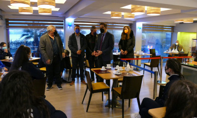 ΕΟΠΕ: Ευχές από τον Δήμαρχο Αλίμου, Ανδρέα Κονδύλη στην Εθνική Κορασίδων (photos+video)