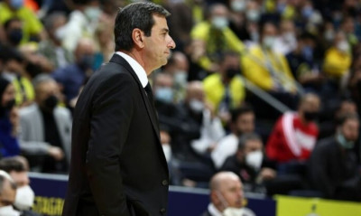 Παππάς: «Άξιζε τη νίκη η Φενέρμπαχτσε, δεν ανταποκριθήκαμε στην πρόκληση»