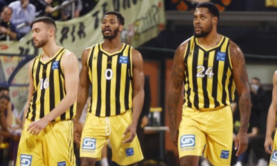 Άρης-Βαρβούνης: «Να προσεγγίσουμε το ματς με τη Λάρισα αμυντικά»