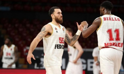 Euroleague: Έσπασε τα... κοντέρ ο Τζέιμς στο Μόναχο (video)