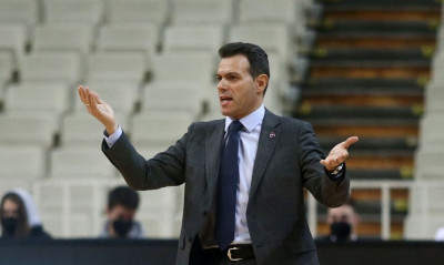 Ζενίτ-ΤΣΣΚΑ Μόσχας: Έξαλλος ο Ιτούδης - Τα «έψαλλε» στους παίκτες του (video)