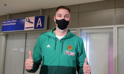 Παναθηναϊκός ΟΠΑΠ: Στην Ελλάδα ο Γιόβιτς - «Θα είμαι έτοιμος μετά από μερικές προπονήσεις» (video)