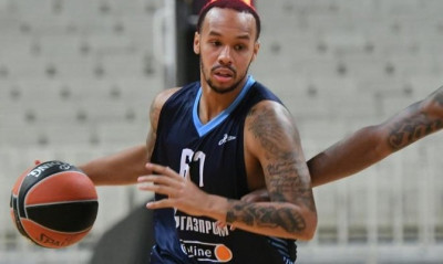 Ζενίτ Αγ. Πετρούπολης: Επανήλθε στις προπονήσεις μετά από 4 μήνες ο Ναπίερ (photos&video)