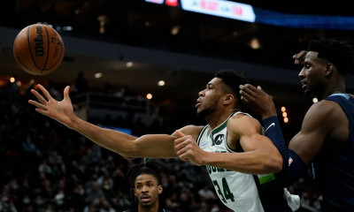 NBA: Επιτέλους... νίκη για Μπακς - Double-double από Αντετοκούνμπο (photos+video)