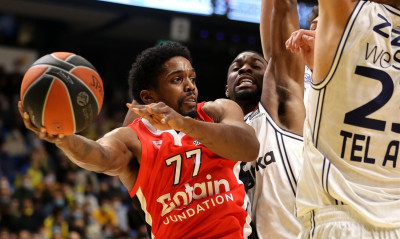 Τον πνίγει η πίεση!