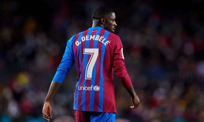 Μπαρτσελόνα: Στο πλευρό του Ντεμπελέ η Ένωση Ποδοσφαιριστών στην Ισπανία!