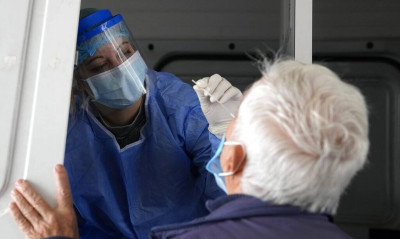 Κρούσματα σήμερα: 18.869 νέα ανακοίνωσε ο ΕΟΔΥ - 81 θάνατοι και 688 διασωληνωμένοι