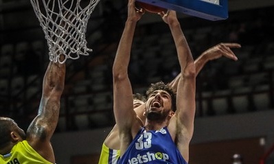 Ιωνικός-Χουγκάζ: «Στόχος είναι η νίκη και θα παλέψουμε για κάθε κατοχή»