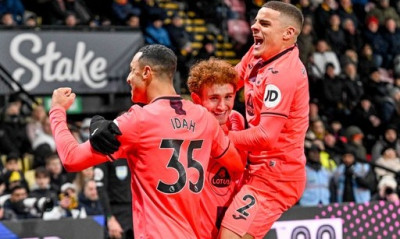 Premier League: Νίκη «ανάσα» για την Νόριτς των Γιαννούλη και Τζόλη