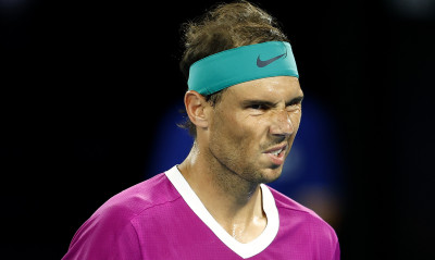 Australian Open: Με χαμένο σετ στους «16» ο Ναδάλ, «σβηστή» πρόκριση η Μπάρτι