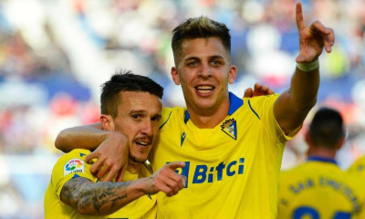 La Liga: «Ανάσα» για Κάντιθ, κατρακυλά η Λεβάντε (Photos)