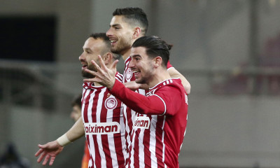 Ολυμπιακός-ΠΑΣ Γιάννινα 2-0: Επέστρεψε στις νίκες αλλά «πονοκεφαλιάζει» με Μανωλά