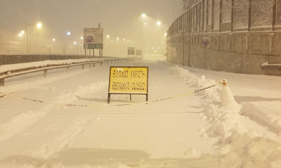 Κακοκαιρία «Ελπίδα»: Επεμβαίνει ο στρατός στην Αττική Οδό για να σώσει τους εγκλωβισμένους οδηγούς