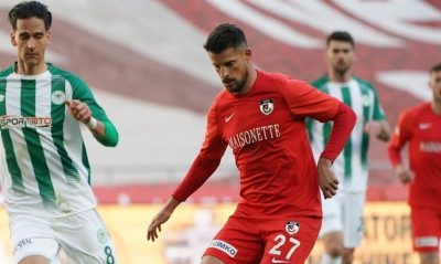 Υπογράφει σε ομάδα έκπληξη ο Μιραλάς και η «σχέση» με τον ΠΑΟΚ!