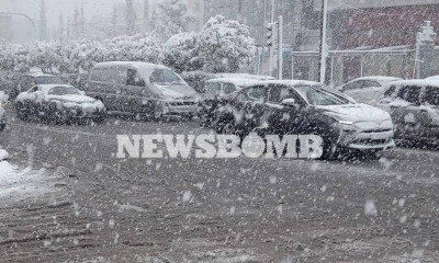 Καιρός: Έκλεισε η Κατεχάκη λόγω χιονιού - Χάος και στη Μεσογείων