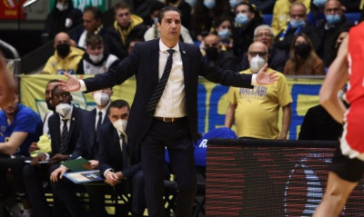 Μακάμπι-Σφαιρόπουλος: «Να επιστρέψουμε στον δικό μας τρόπο παιχνιδιού»