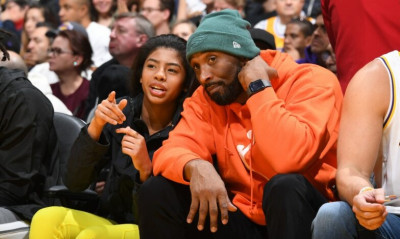 NBA: Αγαλμα του Κόμπι και της Τζιάνα στο σημείο της συντριβής (photos)