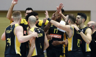 ΚΑΕ ΑΕΚ: «Ο Λαρεντζάκης προκαλούσε τον πάγκο, θα αποβληθεί αυτός που έβριζε τη μητέρα του»