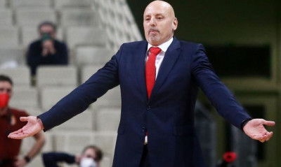 Ομπράντοβιτς: «Ικανοποιημένος με την εμφάνιση της Μονακό, έβαλε δύσκολα σουτ ο Τζέιμς»