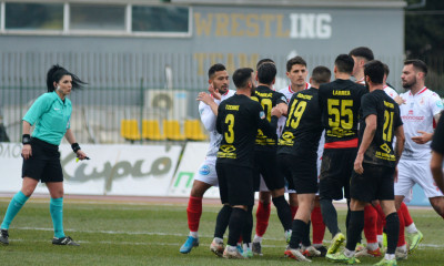 Super League 2: Νίκες για ΑΕΛ, Καλλιθέα – Ισοπαλίες για ΠΑΟΚ Β, Ολυμπιακό Β