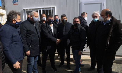 Super League 2: Παραδόθηκαν οι οικίσκοι στους σεισμόπληκτους στο Αρκαλοχώρι