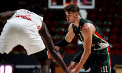 Euroleague: Τα απίστευτα καρφώματα του Μάριο Χεζόνια με την Ούνικς (video)