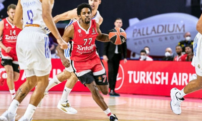 Μπασκόνια-Ολυμπιακός: Παίζει παρά τη γαστρεντερίτιδα στη Βιτόρια ο ΜακΚίσικ!