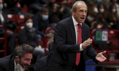 Αρμάνι-Μεσίνα: «Προσοχή στο αμυντικό τρανζίσιον με την Ζαλγκίρις»