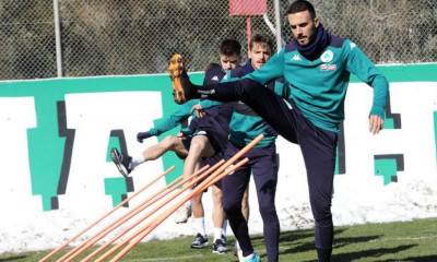 Παναθηναϊκός: Με Κουρμπέλη στην Καρδίτσα - Η επιστροφή του αρχηγού (photos)