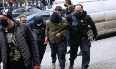 Δολοφονία Άλκη: «Έκανα μαλ… Ξέχασα εκεί το δρεπάνι» - Ο 23χρονος «δείχνει» τον 21χρονο ως δράστη