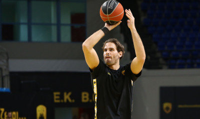 Απόλλων Πάτρας: Δικός του και επίσημα ο Μπόγρης (photos)