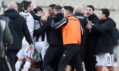 ΠΑΟΚ: Το γλέντι στο ΟΑΚΑ και οι ατάκες «φωτιά» στα αποδυτήρια! (Video)