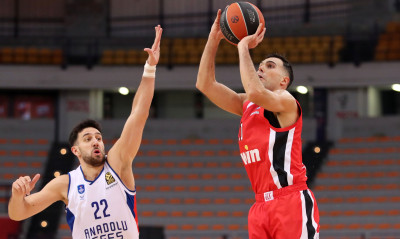 Ολυμπιακός-Αναντολού Εφές 87-85:  Με «υπογραφή» Σλούκα πήρε το «θρίλερ» (video+photos)