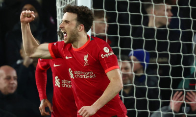 Premier League: Ο Ζότα κράτησε ζωντανή την Λίβερπουλ - O Γκάμπριελ λύγισε την Γουλβς